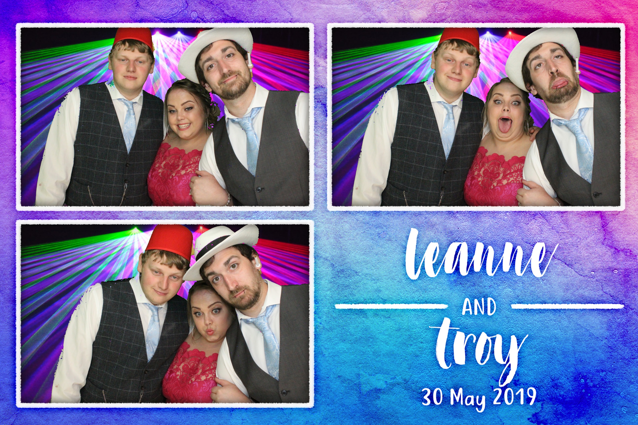 Leanne & Troy's Wedding  | View more photos from the event at images.mobile-photo-booth.com/u/MobilePhotoBoothUK/Leanne-Troys-Wedding